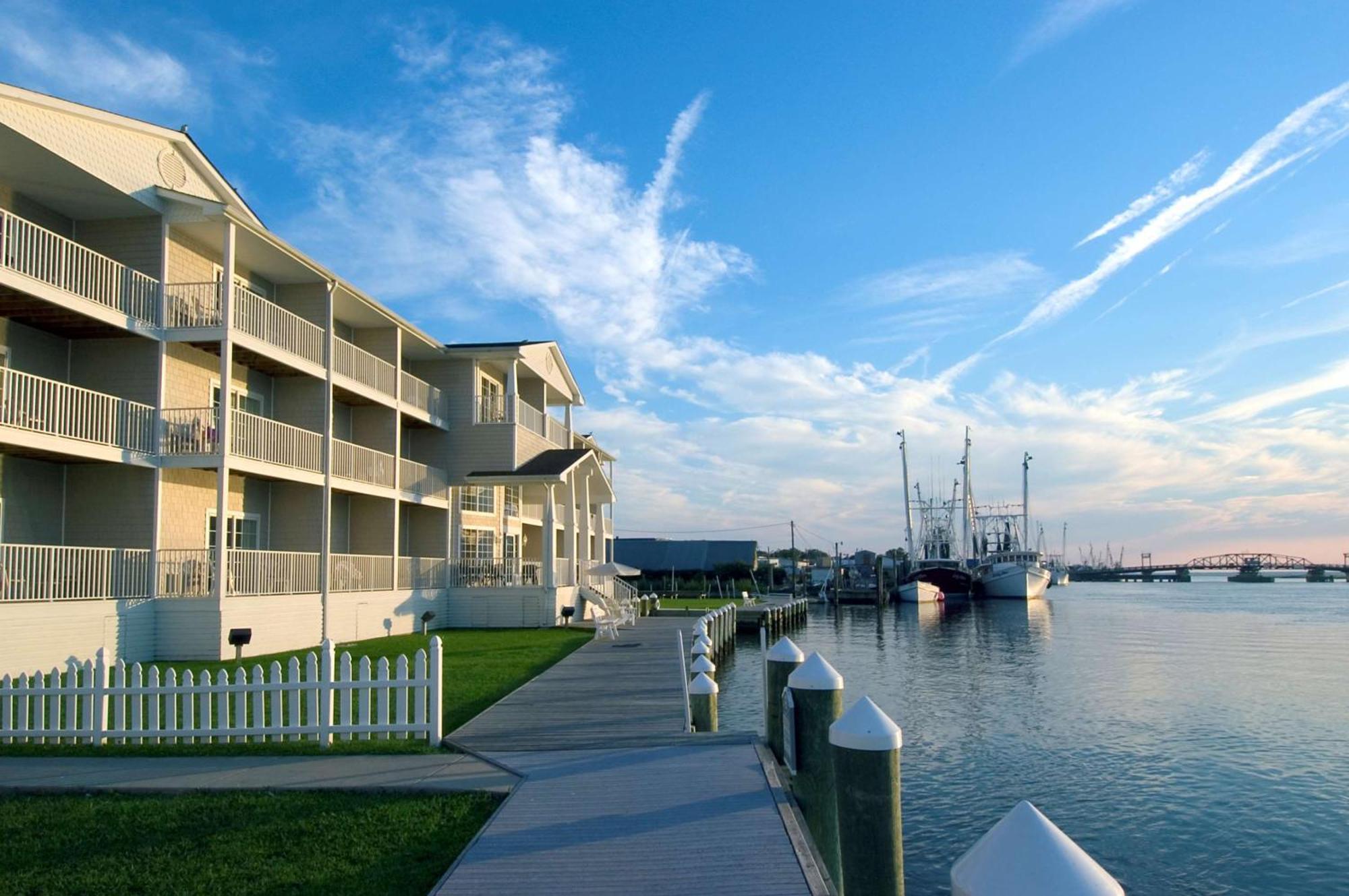 Hampton Inn & Suites Chincoteague-Waterfront, Va Exterior photo